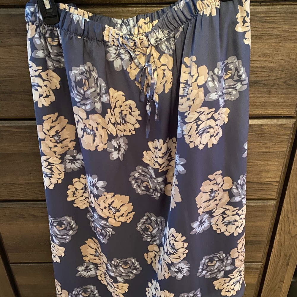 Floral skirt from the Gap 🌼